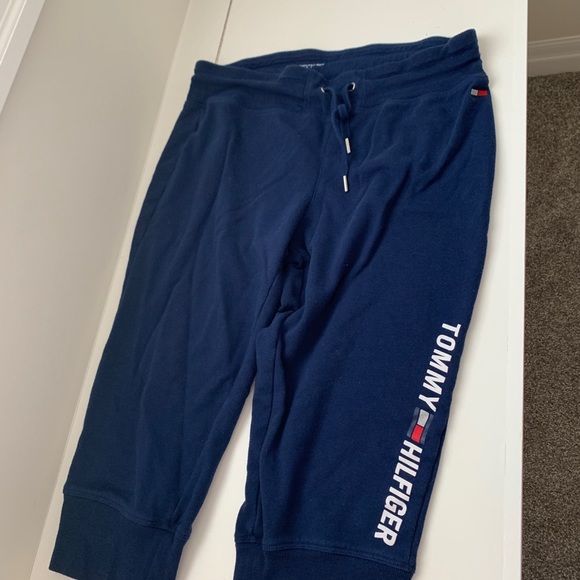 Tommy Hilfiger Capris Sweats XL